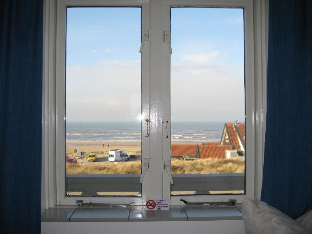Bed&Breakfast Aan Strand Katwijk aan Zee Værelse billede